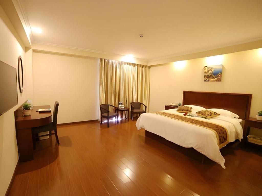 Greentree Inn Suzhou Industrial Zone Yangcheng Lake Weiting Mong Kok Express Hotel Buitenkant foto