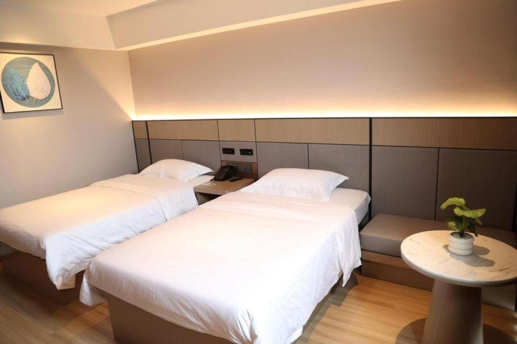Greentree Inn Suzhou Industrial Zone Yangcheng Lake Weiting Mong Kok Express Hotel Buitenkant foto