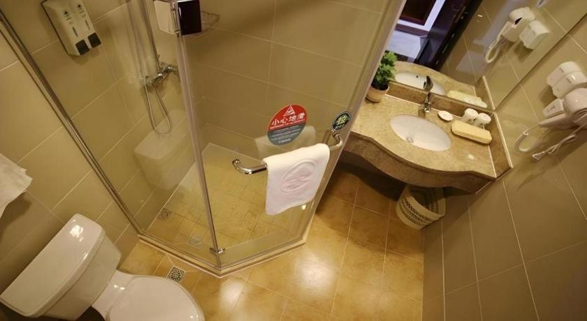 Greentree Inn Suzhou Industrial Zone Yangcheng Lake Weiting Mong Kok Express Hotel Buitenkant foto