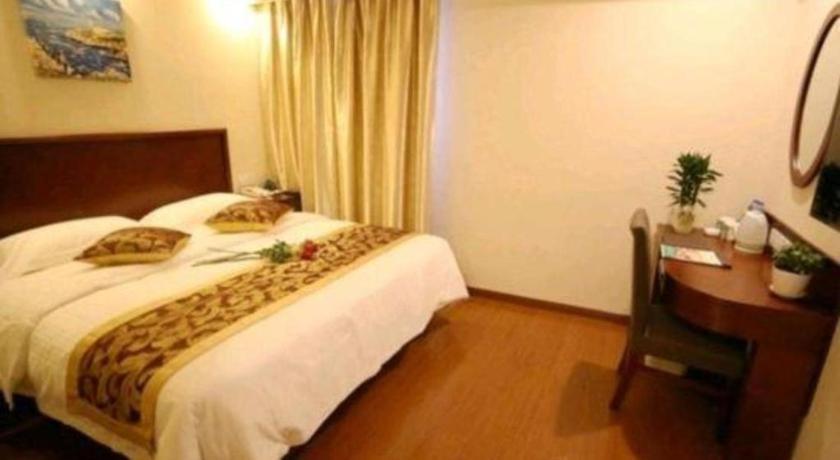 Greentree Inn Suzhou Industrial Zone Yangcheng Lake Weiting Mong Kok Express Hotel Buitenkant foto