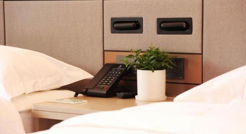 Greentree Inn Suzhou Industrial Zone Yangcheng Lake Weiting Mong Kok Express Hotel Buitenkant foto