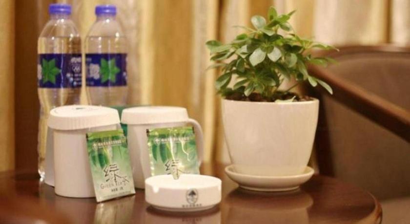 Greentree Inn Suzhou Industrial Zone Yangcheng Lake Weiting Mong Kok Express Hotel Buitenkant foto