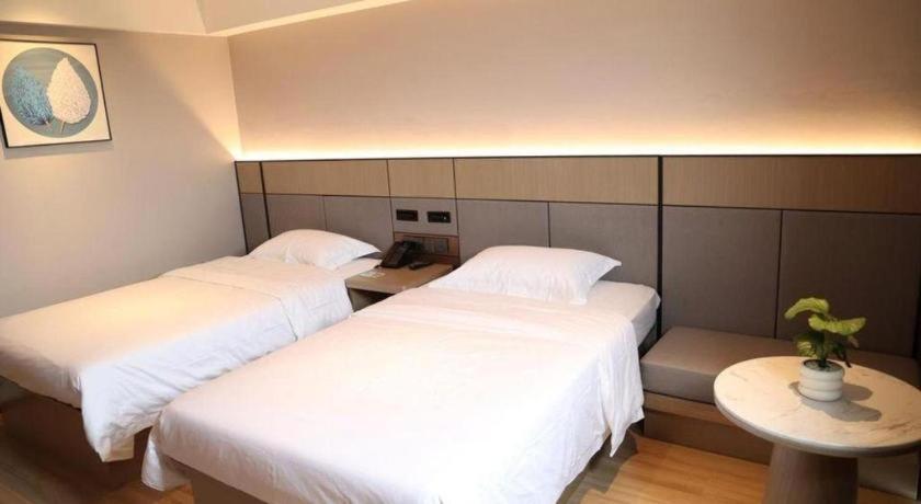 Greentree Inn Suzhou Industrial Zone Yangcheng Lake Weiting Mong Kok Express Hotel Buitenkant foto